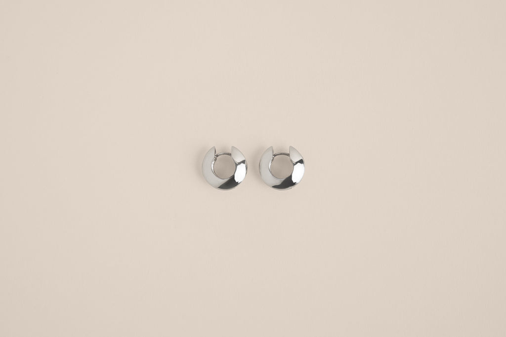Knife Edge Hoops